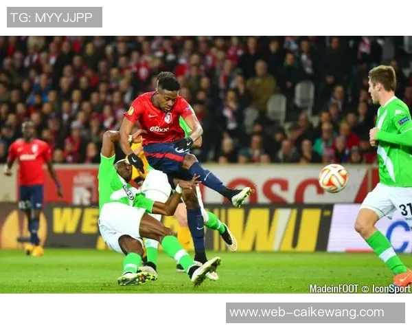 奥斯坦德与马赛的激烈对决揭示足球战术与团队协作的精彩瞬间