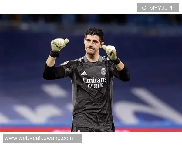 库尔图瓦:守门员的传奇之路与足球世界的辉煌时刻 库尔图瓦:守门员的传奇之路与足球世界的辉煌时刻